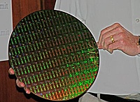 Click image for larger version

Name:	amd-45nm-wafer.jpg
Views:	1615
Size:	64.0 KB
ID:	733